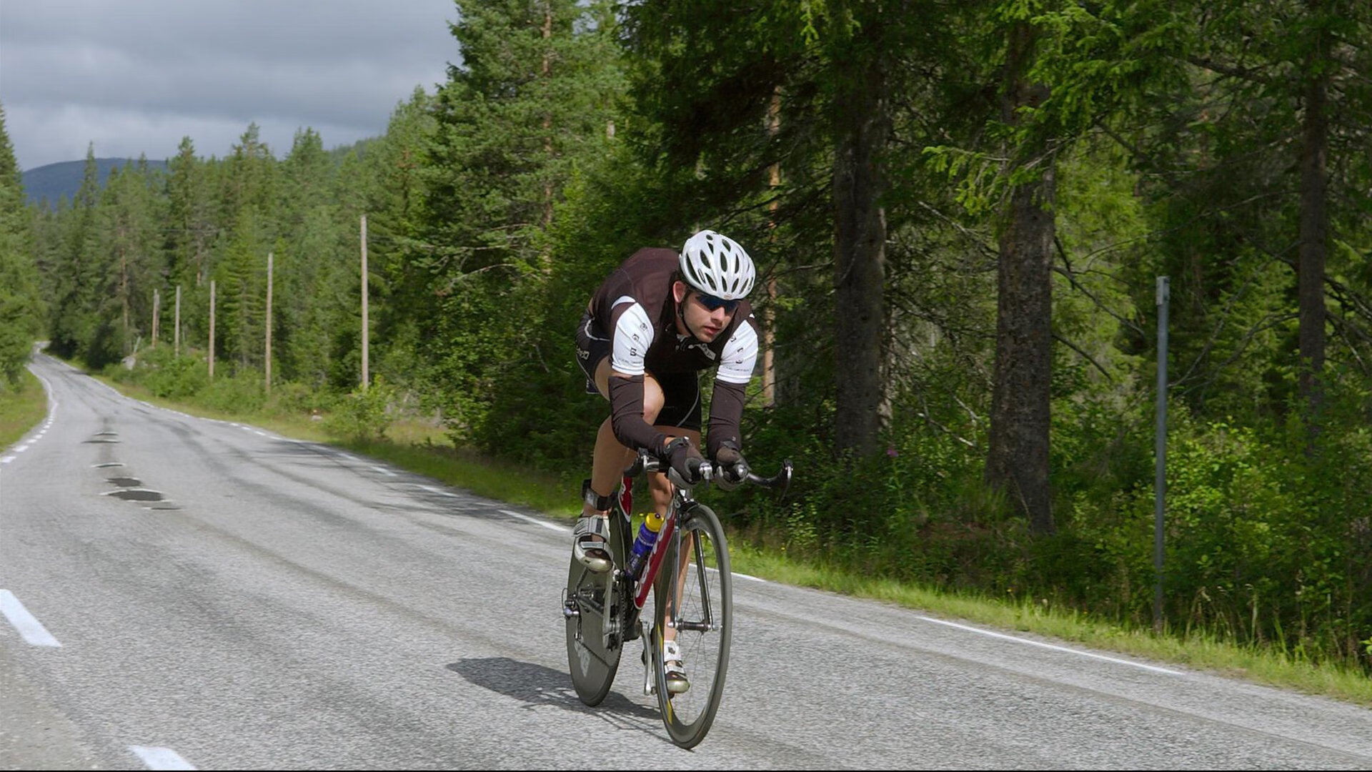 NBA总决赛之夜,格纳布里压力下完成爆发,当篮球场成为灵魂的角斗场