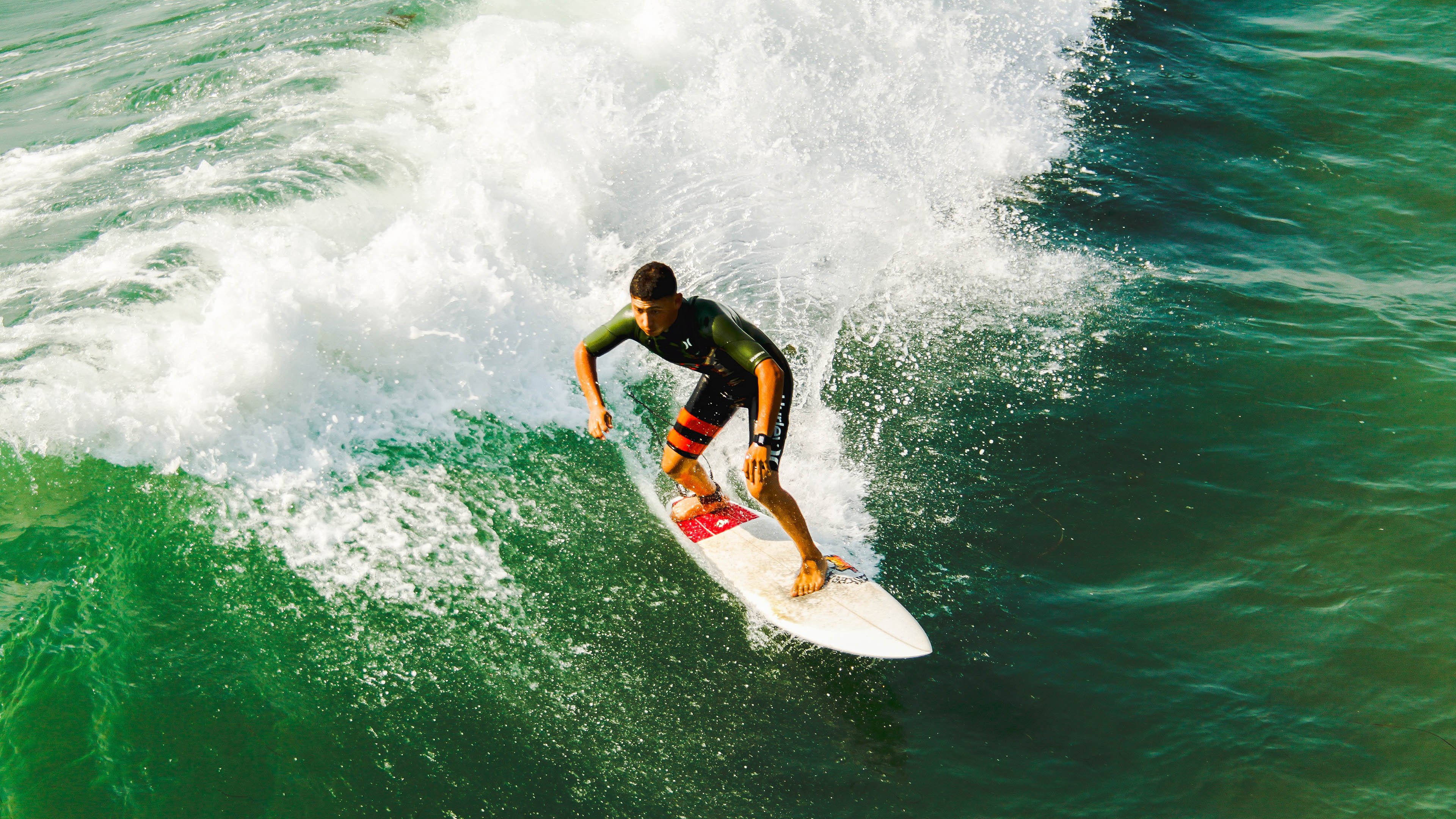 布雷默冠军级表现，曼城速胜智利背后的战术革命